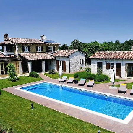 St Martina Tatil Evi Kucici