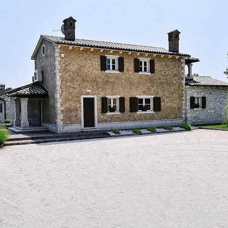 St Martina Kučići